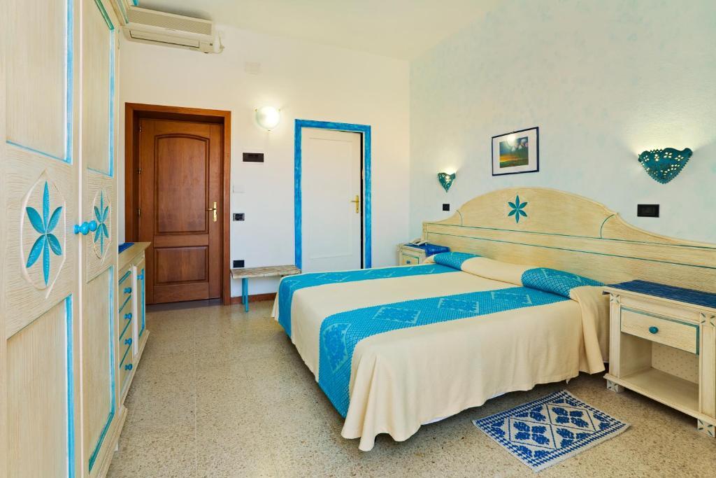 סנטה טרזה גאיורה Hotel Moderno חדר תמונה